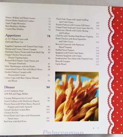 Debbie Macomber`s Cedar Cove Cookbook, Full Colour Photo`s, 132 Recipes, 239 Pages, Hardcover, A4