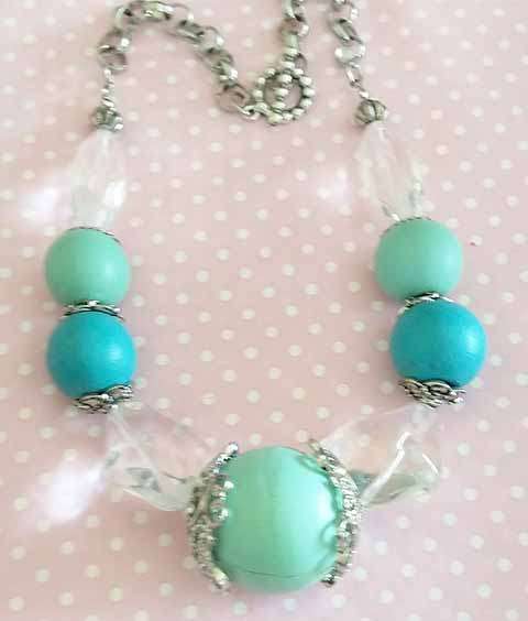 Burtell Necklace, Green Wooden Beads And Clear Glass Beads, Toggle Clasp, 42cm, 1pc