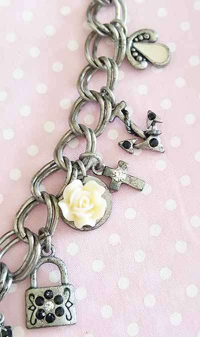 Mistique Necklace, Pewter Coloured Chain With Beige and Black Charms, Lobster Clasp, 40cm + 5cm