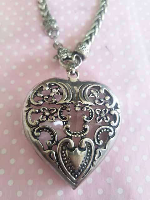 Burtell Necklace, Heart Pendant On Nickel Snake Chain, Lobster Clasp, 48cm, 1pc
