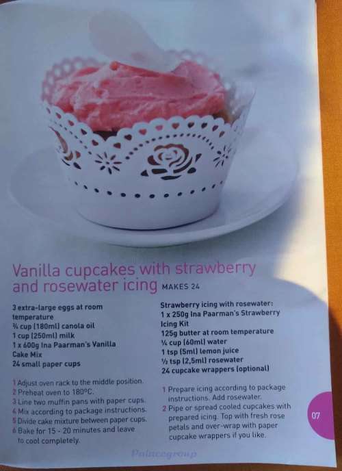 Cakes and Desserts - Ina Paarman`s Kitchen, Book Six, 32 Recipes, Paperback, Pg 64, A5