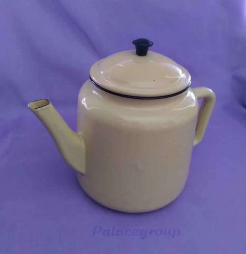 Beige And Black Enamel Coffee / Tea Pot, Chip Marks, 1.700ml, See Photo`s For More Info