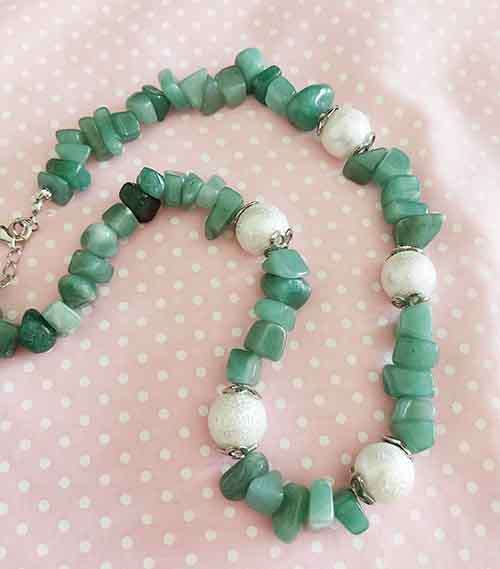 Simone Necklace, White Glass Pearls With Green Aventurine Chips, Lobster Clasp, 45cm + 5cm Ext, 1pc