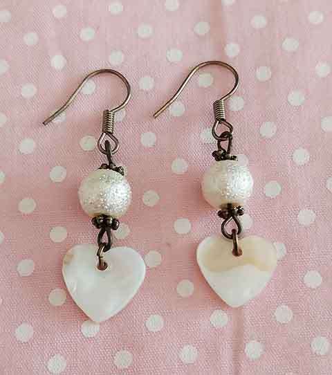 Perrine Earrings, White Shell Hearts + Glass Pearls, Bronze Ear Hooks, 43mm, 2pc
