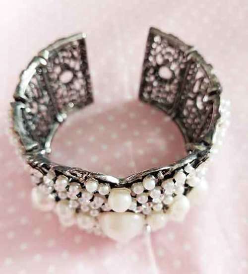 Burtell Bracelet, Antique Nickel with Clear Rhinestones+Faux Pearls, 60mm Diameter, 50mm Wide, 1pc