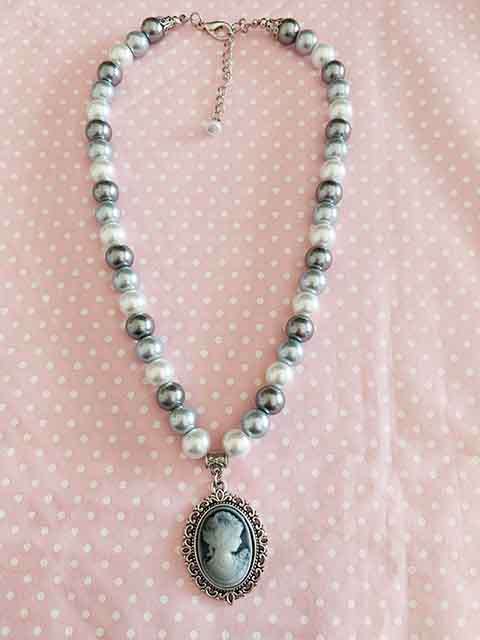 Perrine Necklace, Grey+White Glass Pearls+Cameo Style Pendant, Lobster Clasp, 44cm+5cm, 1pc