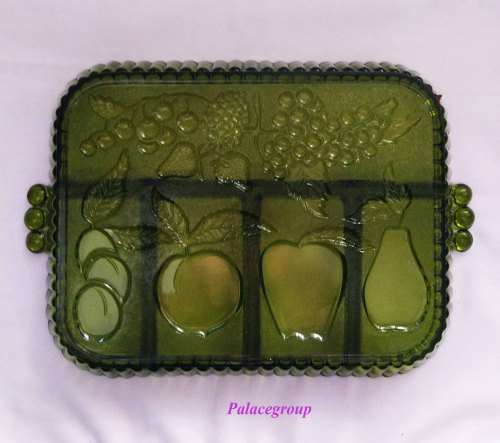 Green glass platter/snack dish, 5 in 1, dimensions: L 290mm x W 230mm x H 30mm.