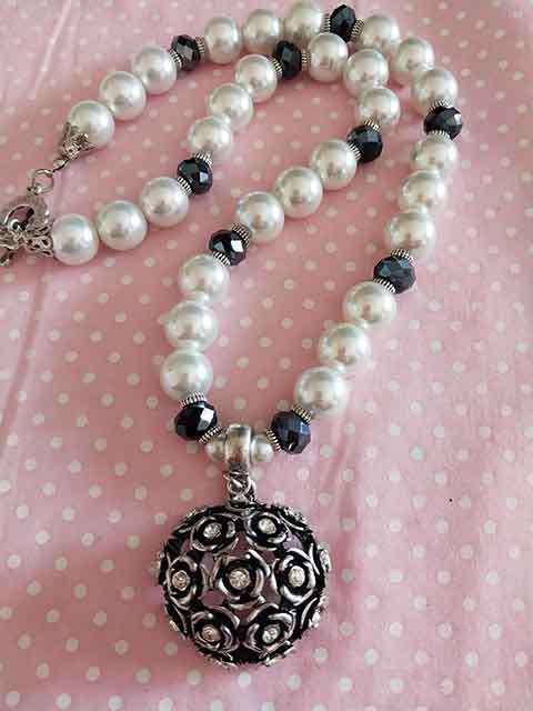Perrine Necklace, White Glass Pearls+Black Crystal Beads+Pendant+Clear Rhineston, Toggle Clasp, 48cm