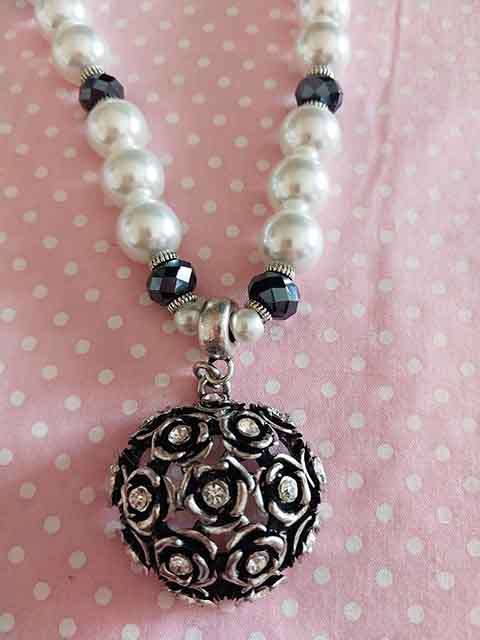 Perrine Necklace, White Glass Pearls+Black Crystal Beads+Pendant+Clear Rhineston, Toggle Clasp, 48cm