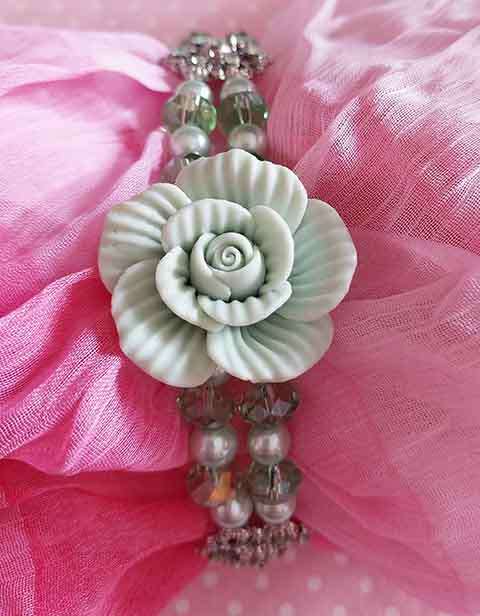 Perrine Bracelets, Green Glass Pearls+Crystal Beads, Rose Center Piece, Lobster Clasp, 20cm+5cm