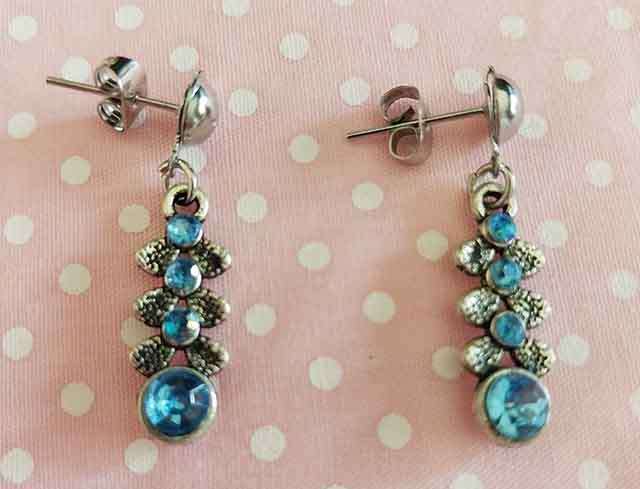Riza Earrings, Blue Rhinestones, Nickel Ear Studs, 30mm, 2pc