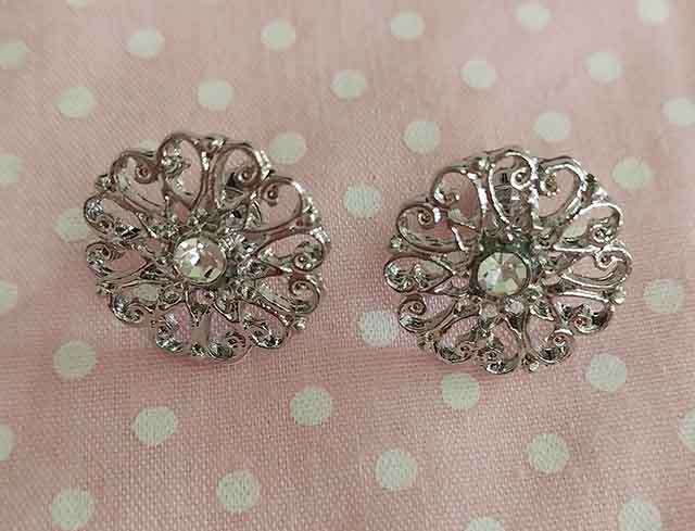 Riza Earrings, Nickel Ear Studs With Clear Rhinestones, 15mm Diameter, 2pc