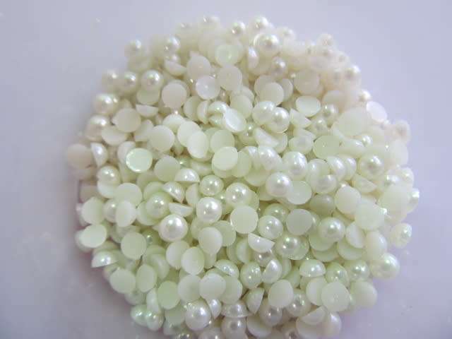 Faux Pearl, Halfround, Beige, 4mm, ±50pc