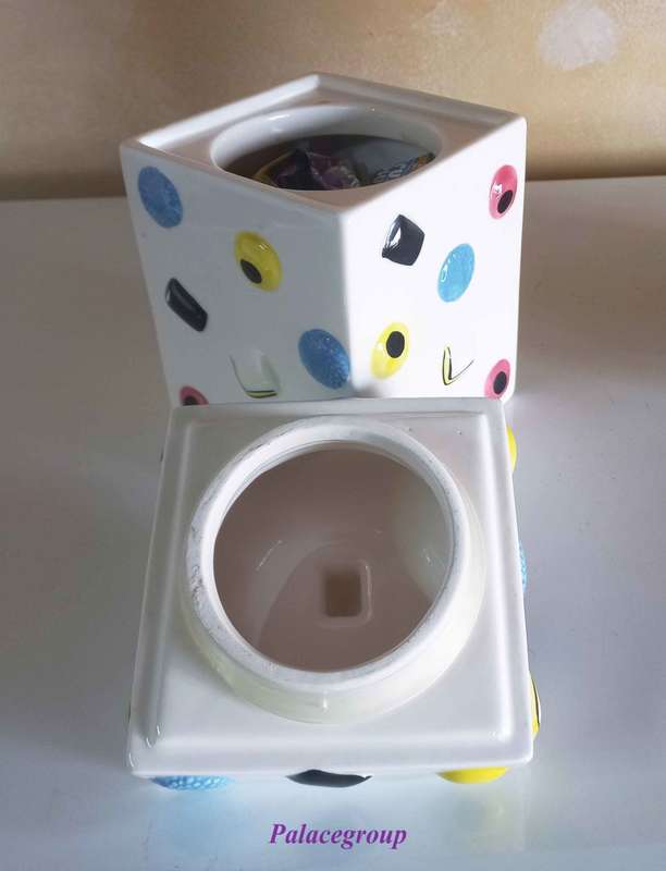White Candy Jar With Lid, Ceramic, 180mm x 110mm x 110mm, 1pc