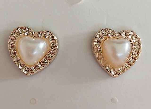 Earrings, Beige Faux Pearl, Heart On Acrylic Gold Back, 14mm Diameter, 2pc