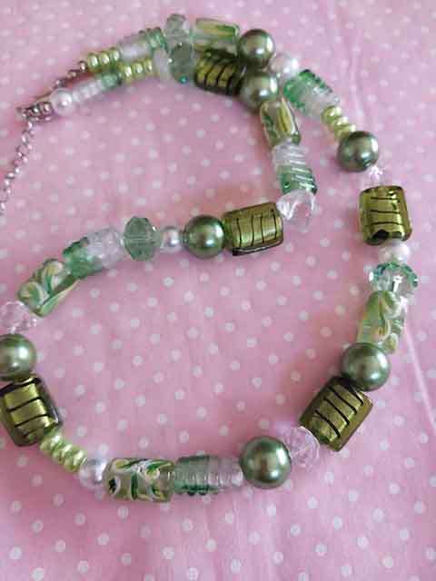 Necklace, Green Foil+Green Indian Beads+GreenCrystal Beads, Nickel Findings, Lobster Clasp, 50cm+5cm