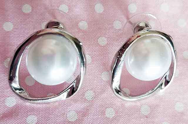 Earrings, White Faux Pearl Studs, Nickel Findings, 19mm Diameter, 2pc