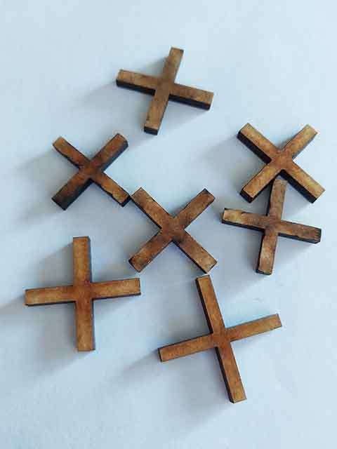 Embellishments, Shapes, Crosses, Mixed Sizes, Wood, 4pc