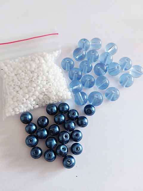 Glass Beads, Mixed, Blue, White, Round + Seedbeads, 2 x 20pc, 1 x 11gr Seedbeads, 6mm + 8mm + 8/0
