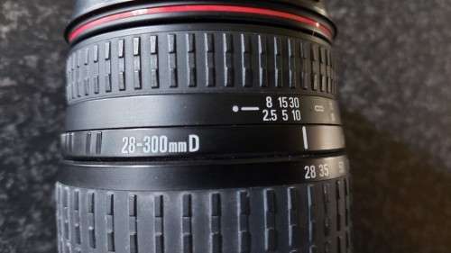 SIGMA 28-300mm F3.5-6.3 D LENS for NIKON Cameras