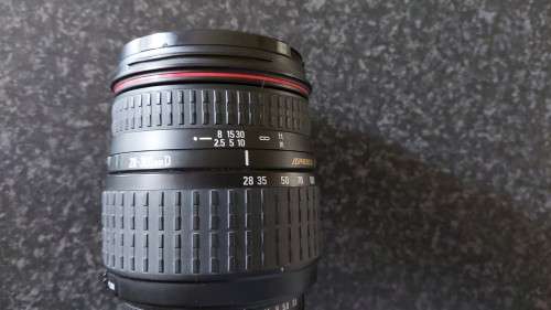 SIGMA 28-300mm F3.5-6.3 D LENS for NIKON Cameras