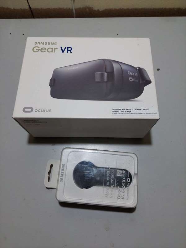 Samsung Gear VR Virtual Reality Headset