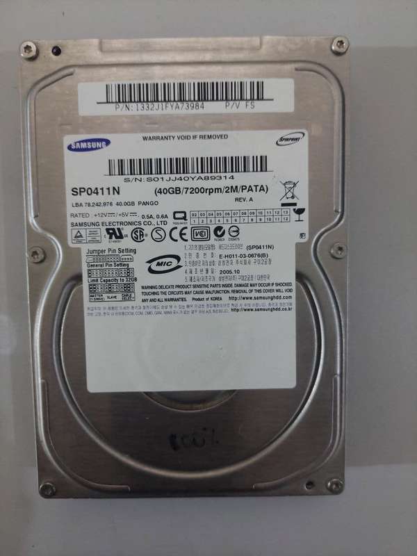 Harddrives LOT (Health in description & on Images)