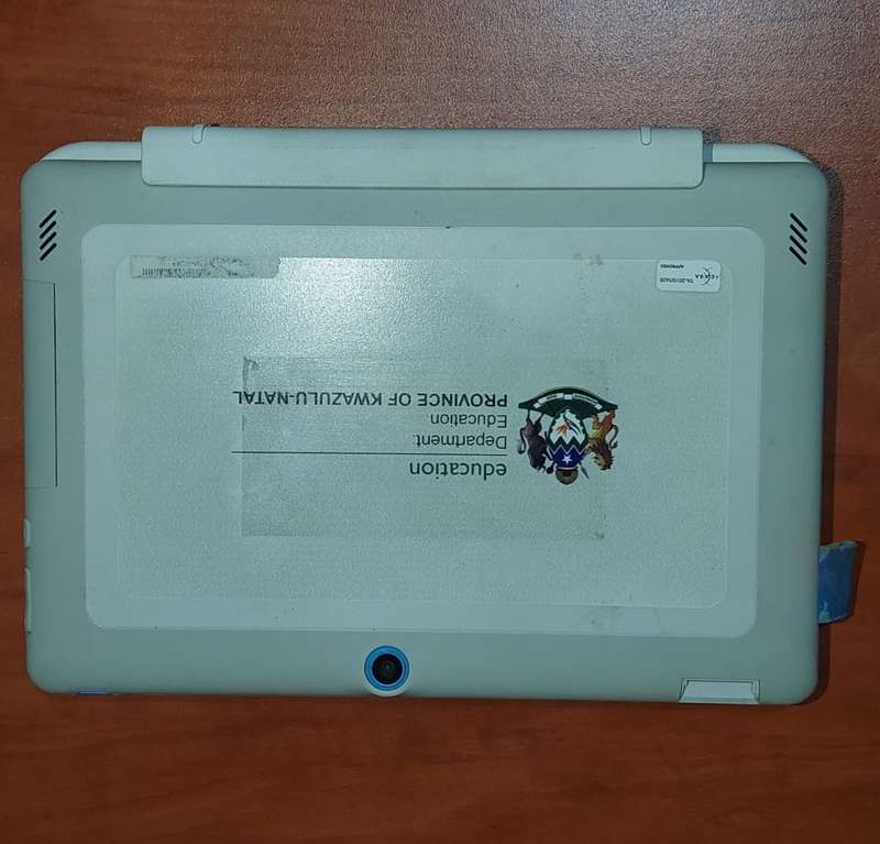 NUBOOK BY YEKANI | TOUCHSCREEN | QUAD CORE ATOM Z3735F | 2GB DDR3L | 32GB SSD | 11.6 LED