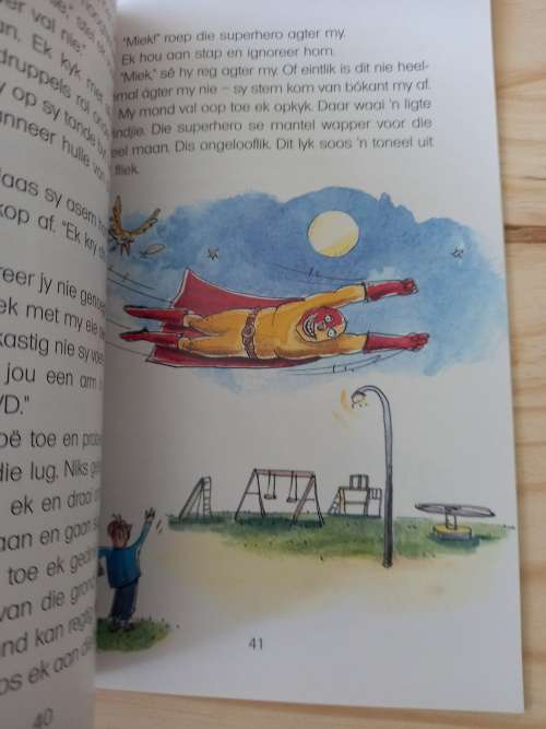 Superheroes vlieg net saans deur Jaco Jacobs