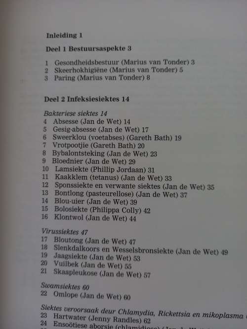 Kleinvee-Siektes deur Jan de Wet/Gareth Bath