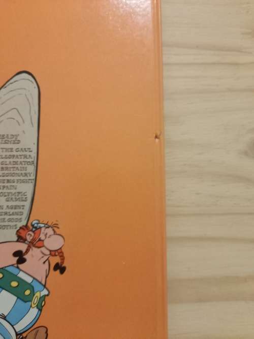 Asterix and the laurel wreath by Goscinny and UNDERZO (1974)