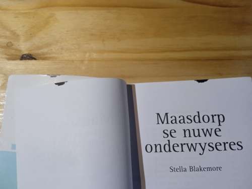Maasdorp se nuwe onderwyseres nr 7 - Stella Blakemore (2007)