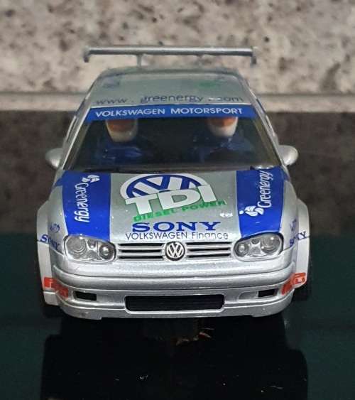 1/32 Ninco VW Golf 4WD