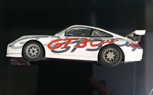 1/32 SCX Porsche 911 GT3 cup