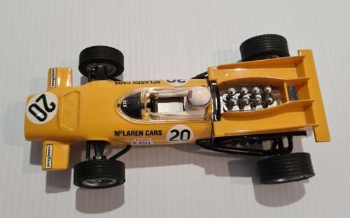 SCX Vintage McLaren M9A D.Bell 1969