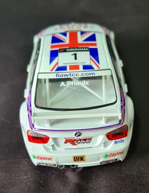 Scalextric BMW320si