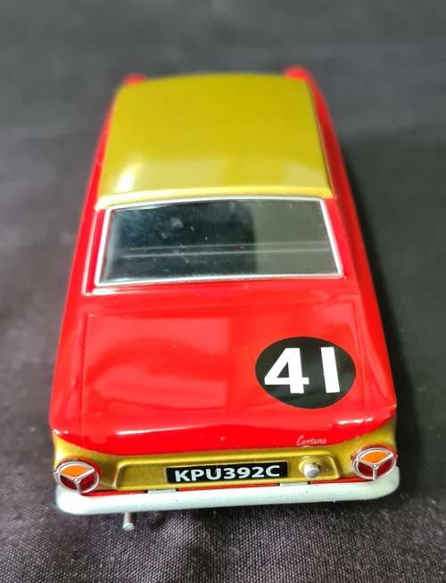 Scalextric Ford Cortina MK1