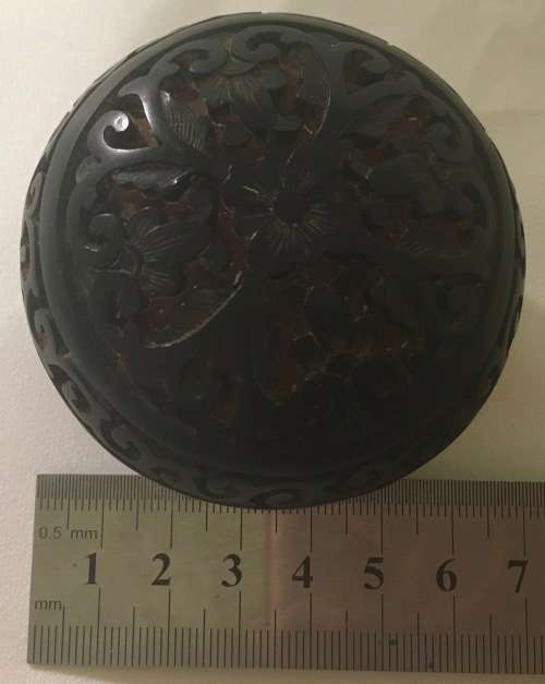 Black cinnabar trinket box