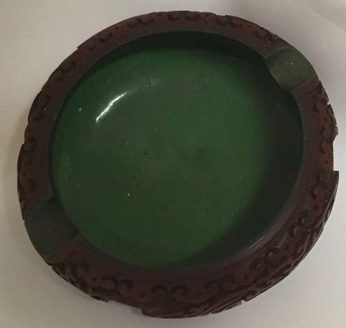 Cinnabar ashtray - red 1930s