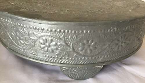 Cake stand