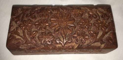 Wood jewelry box