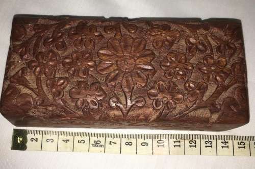 Wood jewelry box