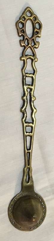 Candle snuffer - brass. Vintage