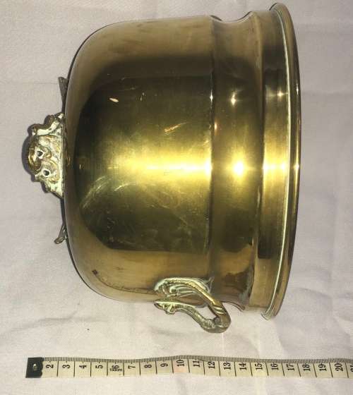Brass planter