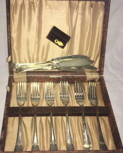 Fish knife and fork set - vintage