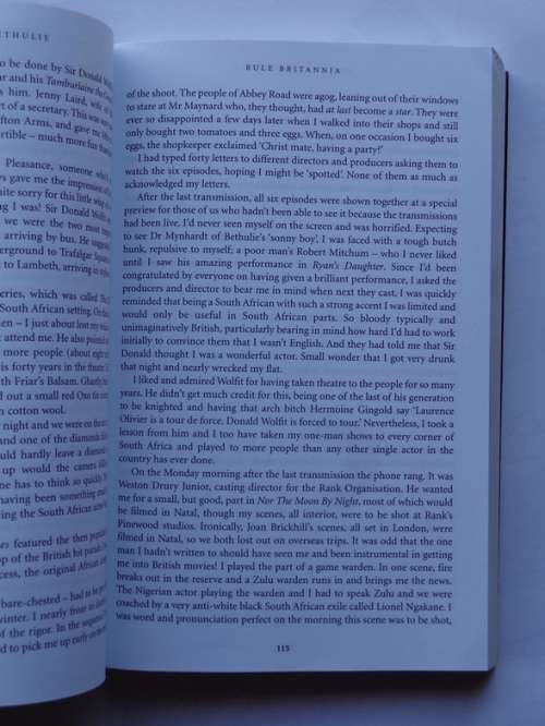 Patrick Mynhardt: Boy from Betrhulie. Wits University Press, 2003.