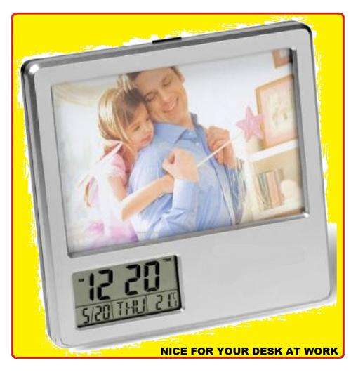 DIGITAL CLOCK WITH ONE PICTURE