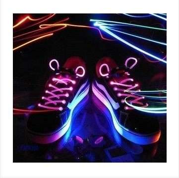 FLASHING SHOELACE