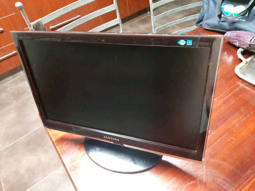 Samsung SyncMaster P2250 (second hand)