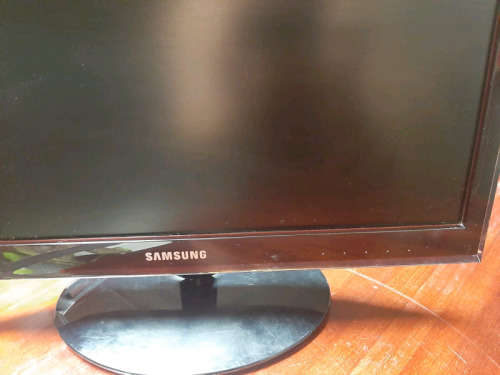 Samsung SyncMaster P2250 (second hand)